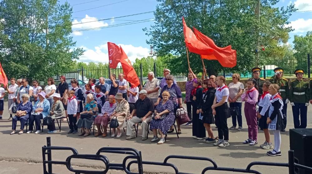 Коммунисты Забайкалья почтили память воинов Великой Отечественной войны