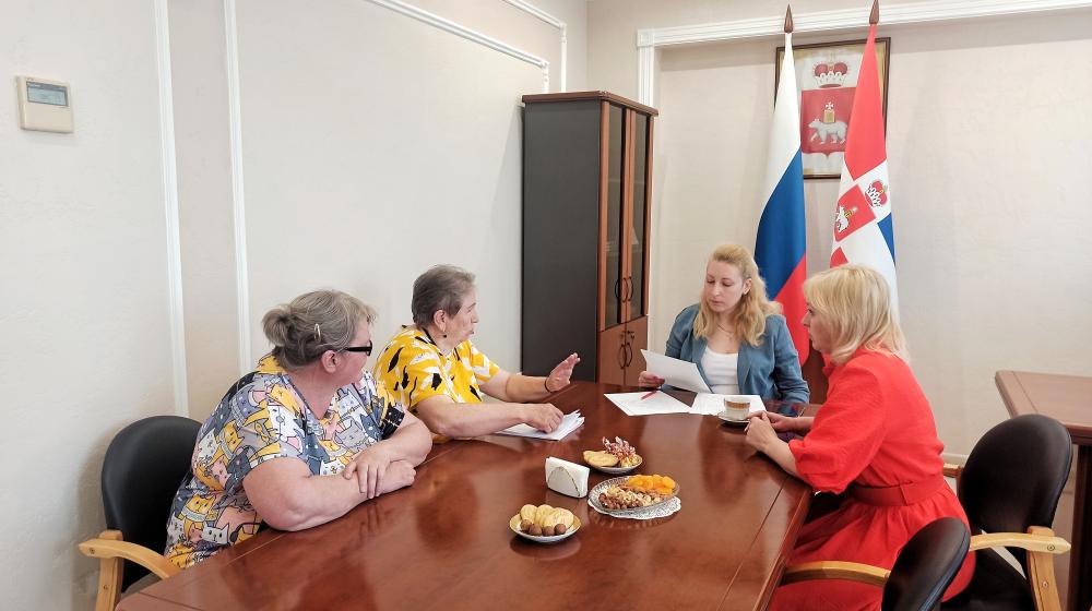 Мария Дробот провела в Перми приём граждан