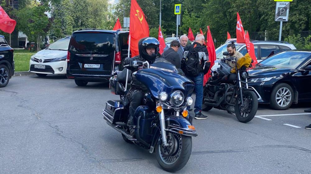 За Родину! За Победу! За нашу Армию и Флот! Патриотический авто-мотопробег в Москве в поддержку Российской Армии и СВО