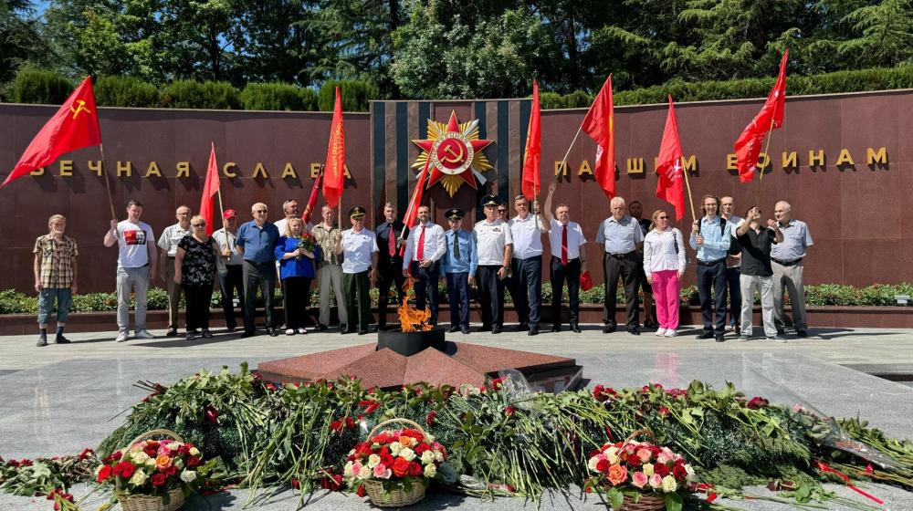 Краснодарский край. Активисты КПРФ и сторонники партии почтили память павших в годы Великой Отечественной