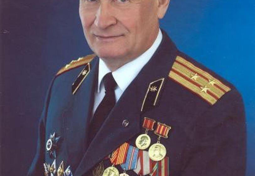 Владимирские коммунисты поздравили с 80-летним юбилеем ветерана партии Б.К. Оверчука
