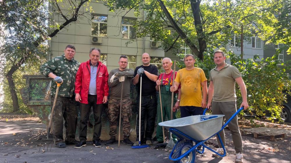 Ленинский субботник прошел на территории подмосковного Обкома