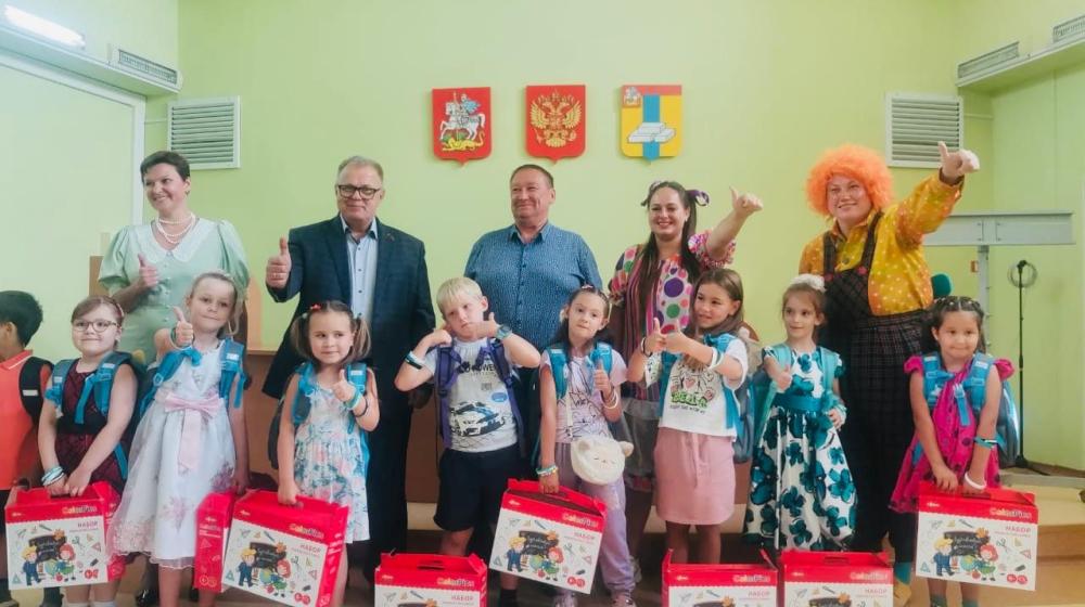 Депутат КПРФ Александр Наумов: «Все мы родом из детства!»