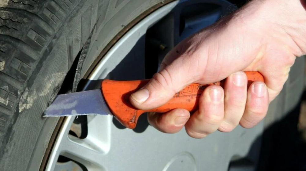 Москва. Народная приемная КПРФ в ВАО. Полиция продолжает поиски «автомобильного террориста» с Измайловской