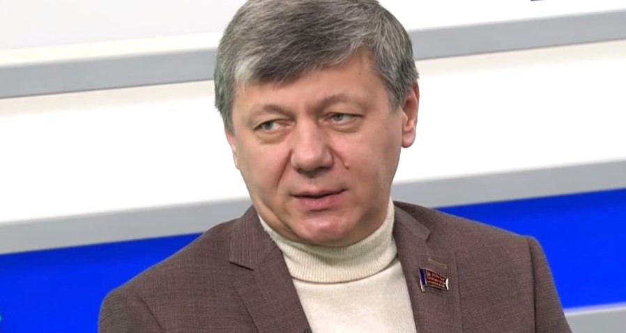 Д.Г. Новиков: Словами о войне Трамп подогревает предвыборную обстановку, но угроза мирового конфликта реальна