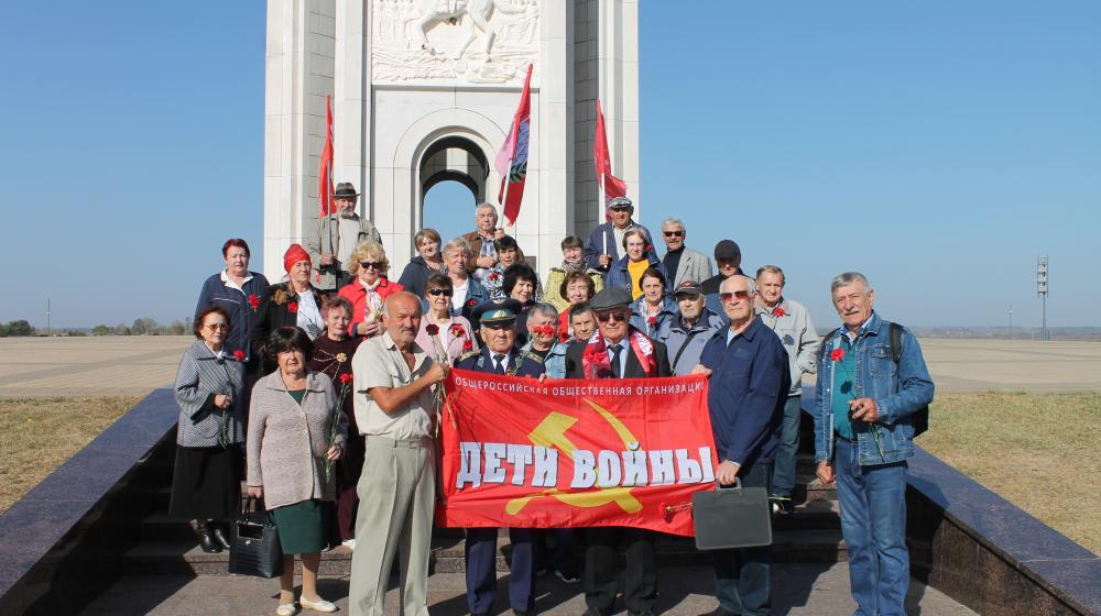 Сергей Гаврилов: «Дети войны Белгородчины побывали на Прохоровском поле, святом для каждого из нас месте»