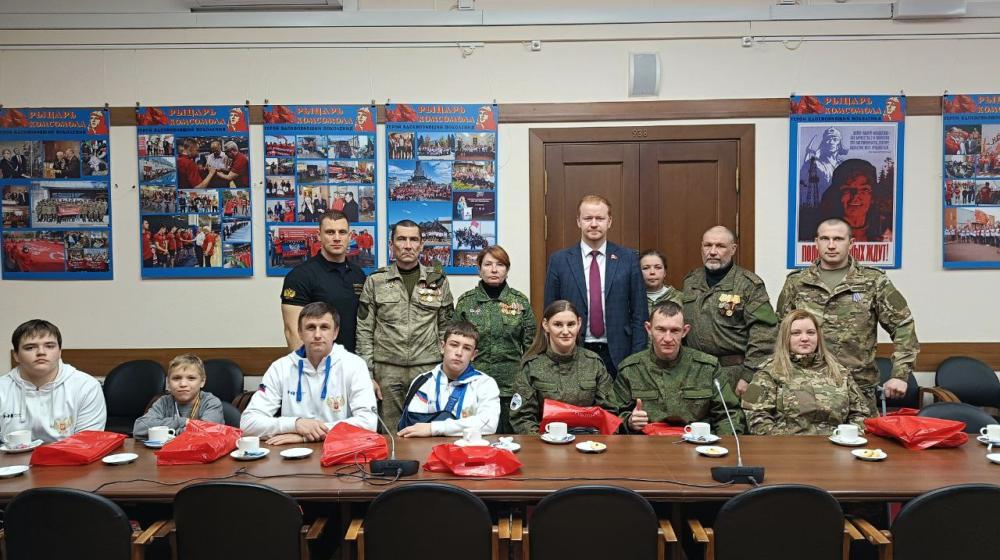 Денис Парфенов: Ветераны ДНР в Госдуме