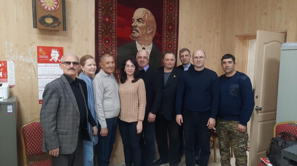 Астраханские коммунисты провели инструктаж с первыми секретарями райкомов
