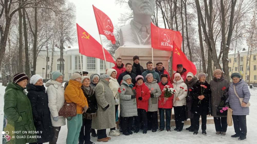 Коммунисты Самарской области отметили годовщину Великого Октября