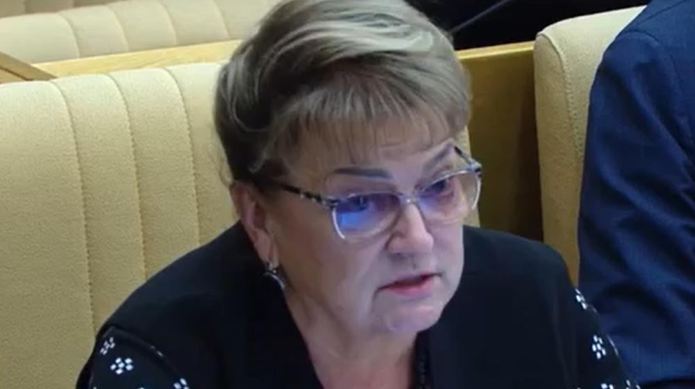 О.Н. Алимова в Госдуме задала вопрос о квалификации прошедших ускоренные курсы специалистов