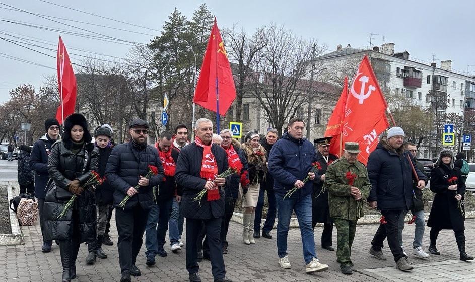Краснодарский край. Активисты и сторонники КПРФ отметили День образования СССР