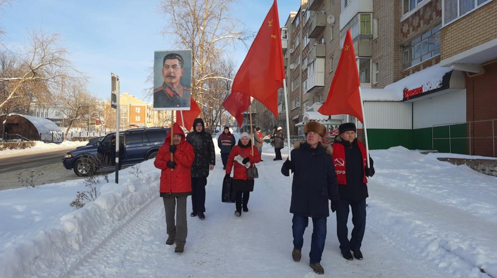 В Перми состоялся автопробег в честь Дня Рождения И.В. Сталина
