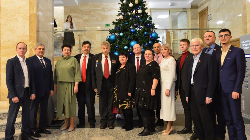 Алтайский край. Депутаты КПРФ приняли активное участие в 36-й сессии краевого парламента