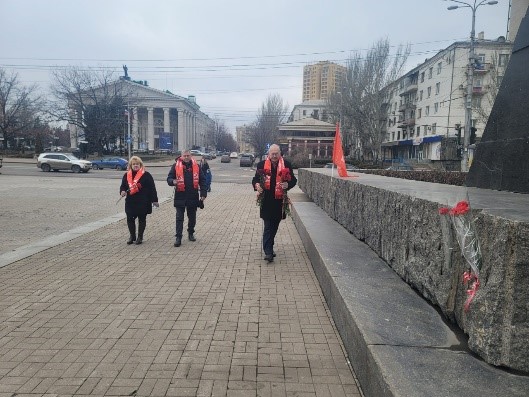 Донбасс: Дело Ленина живёт, и будет жить в наших сердцах!
