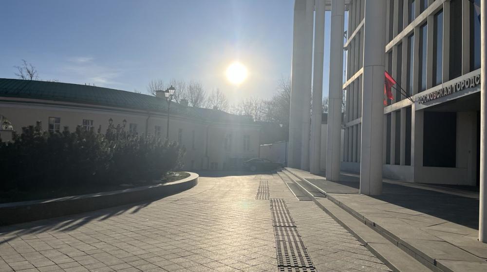 Всё для защиты прав народа! Руководитель фракции КПРФ в Московской городской Думе Н.Г. Зубрилин провел приём москвичей и жителей Подмосковья