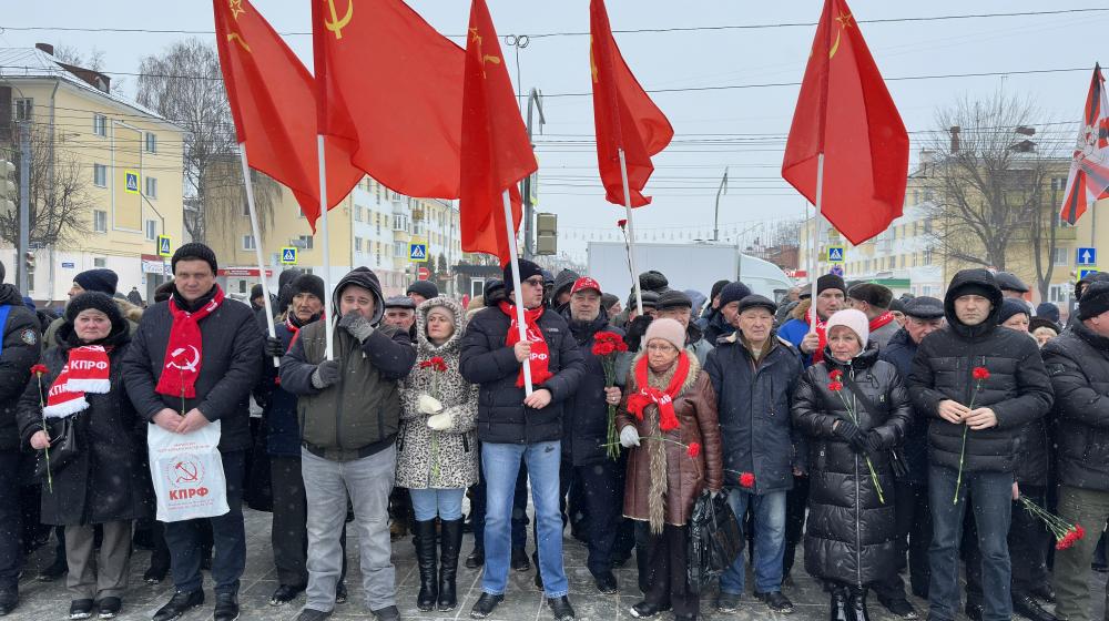 Коммунисты Республики Марий Эл почтили память воинов-афганцев