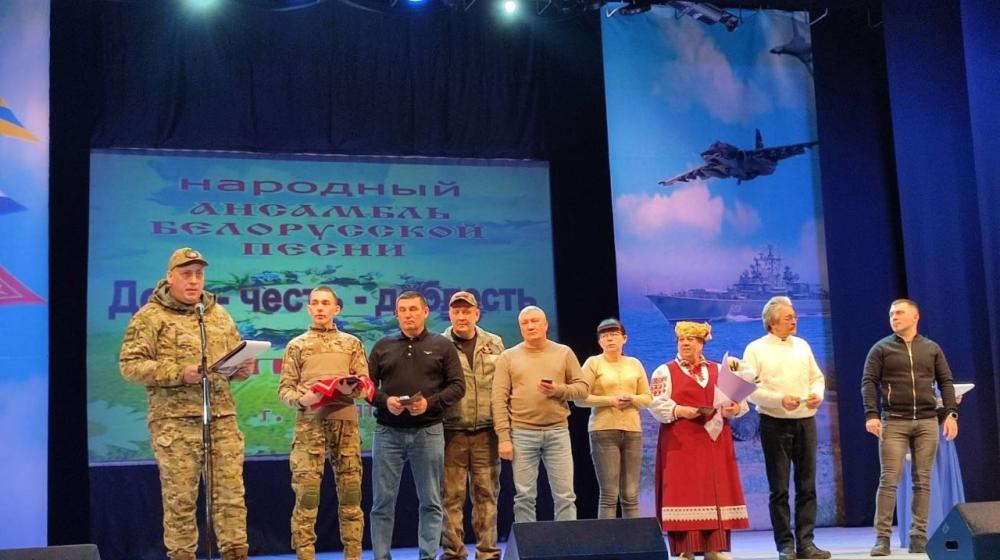 Самарская область. В Тольятти прошел концерт ко Дню Советской Армии и Военно-Морского Флота
