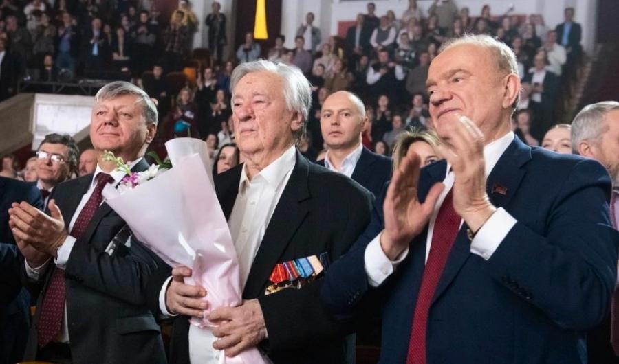 Г.А. Зюганов поздравил с Днем рождения Александра Проханова