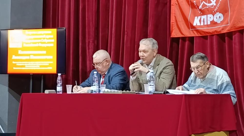 Леонид Калашников провел встречу с избирателями в Тольятти