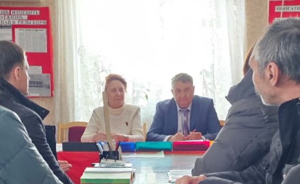 Волгоград. Депутаты фракции КПРФ провели прием граждан по личным вопросам