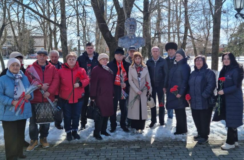 Кубанские коммунисты отметили день памяти И.В. Сталина
