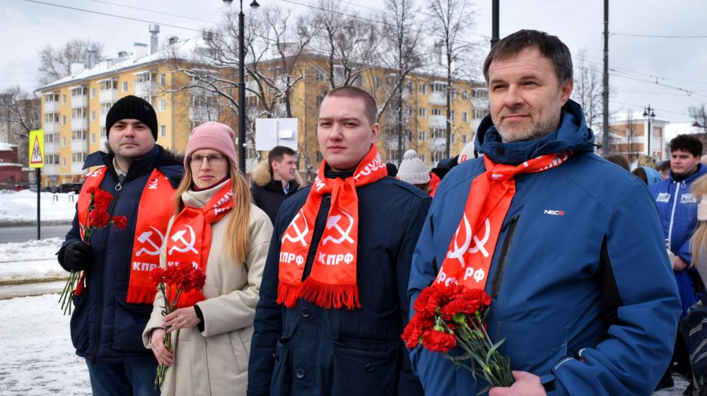 День народного подвига по формированию Уральского добровольческого танкового корпуса в Перми