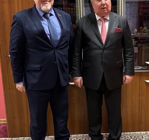 Президент Международного Фонда духовного единства народов В.А. Алексеев встретился с депутатом Госдумы С.П. Обуховым