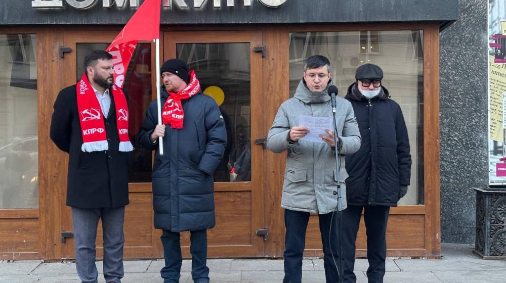 «Удар по культуре»: Москва взывает о спасении Дома кино