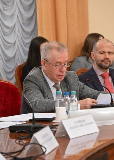 Е.И.Колюшин: Вселяет оптимизм, что Конституционный суд все чаще поправляет суды общей юрисдикции по избирательным делам