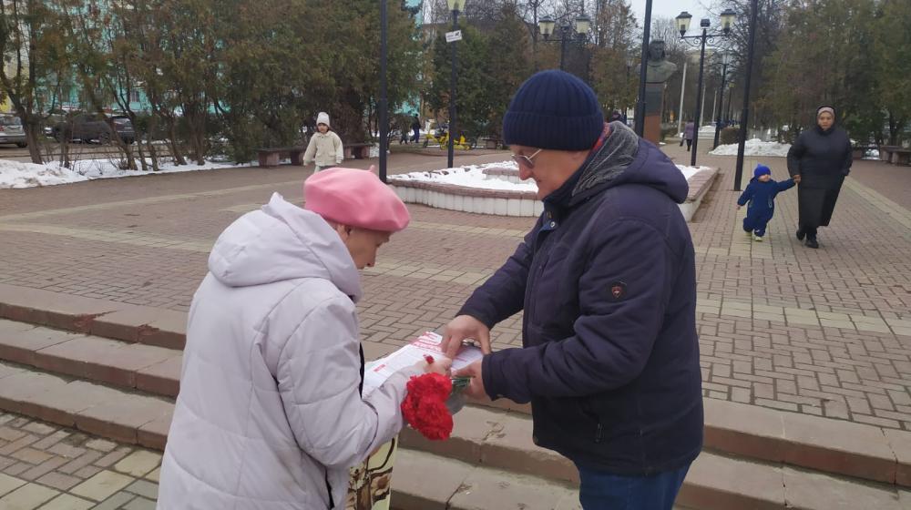 Подмосковные коммунисты: Наша сила в труде на благо Родины и народа!