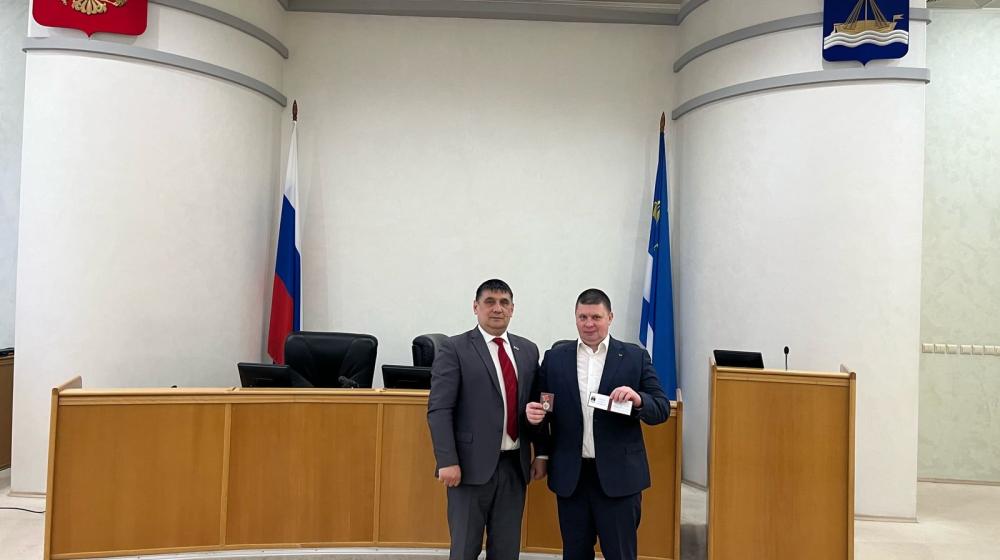 Тюменская область. Активист КПРФ награждён знаком «За волонтёрство и милосердие!»