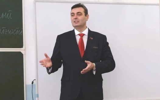 РБК о новом процессе по делу Артема Самсонова во Владивостоке: Есть основания для признания дела политическим