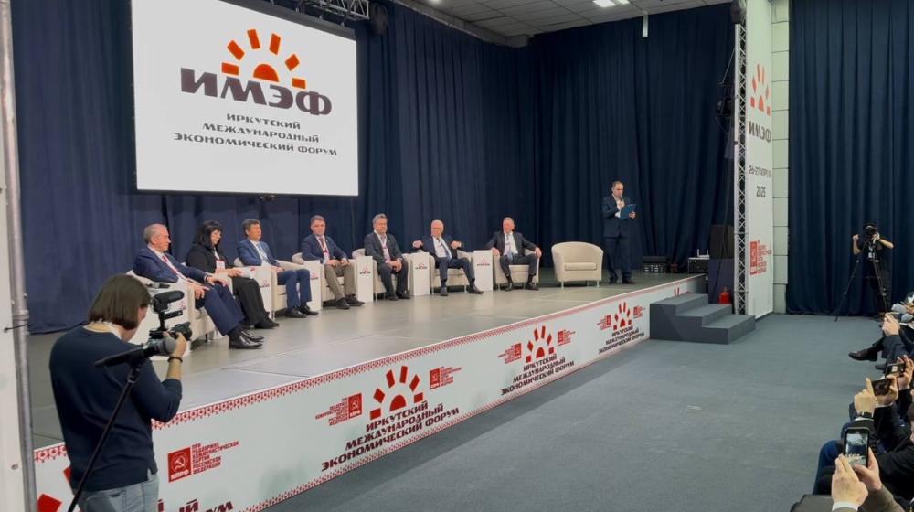 Г.А. Зюганов - участникам Иркутского международного экономического форума: Страна ждет от Форума конструктивных ответов на стратегические общественные запросы