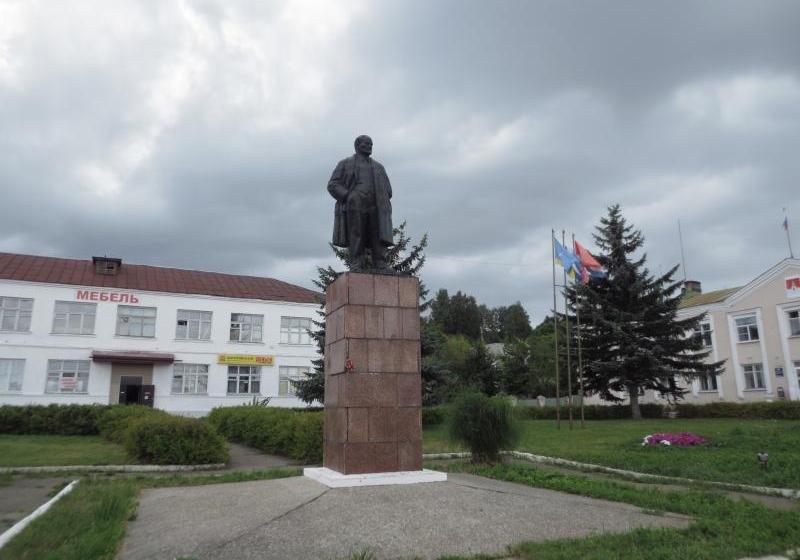 Власти Юрьевецкого района Ивановской области снесли памятник В.И. Ленину накануне 155-летия со дня его рождения