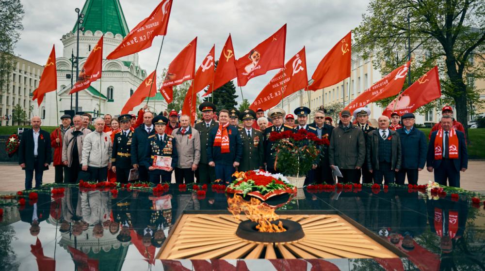 Владислав Егоров выступил на митинге Победы в Нижегородском Кремле