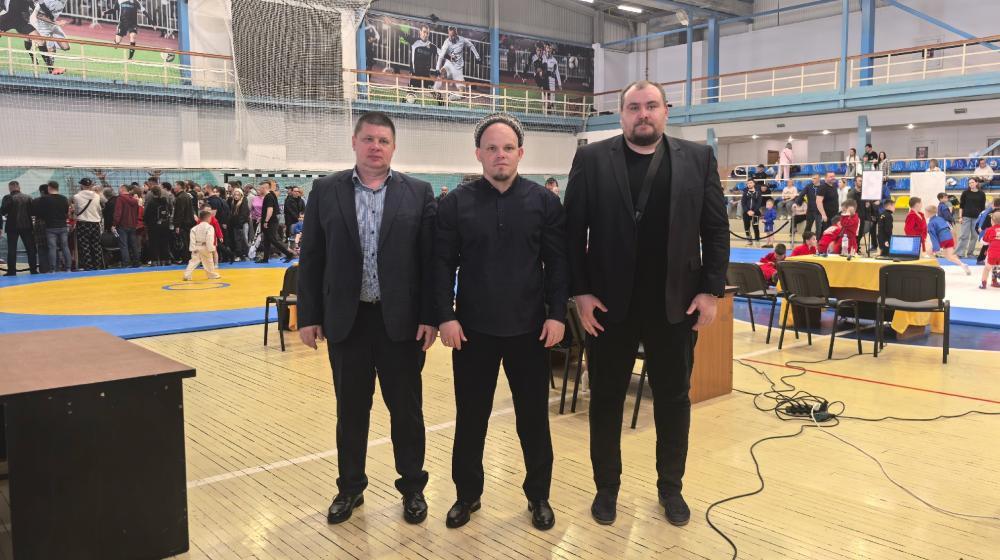 Коммунисты посетили Тюменский фестиваль отечественных видов спорта