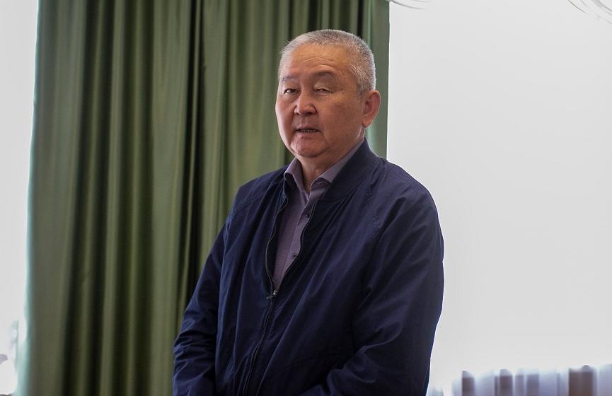 Республика Калмыкия. Депутат КПРФ Петр Эрендженов провел в Цаган Амане встречу с избирателями