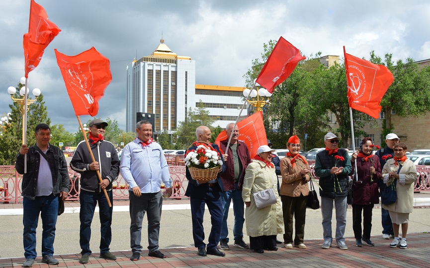 День пионерии в Калмыкии