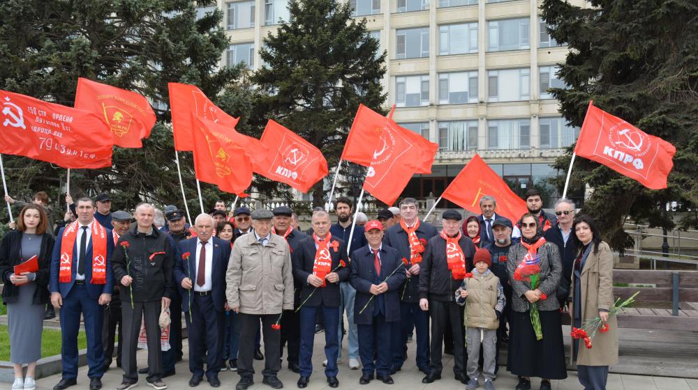 В Махачкале состоялись торжественные мероприятия в честь Дня Солидарности трудящихся