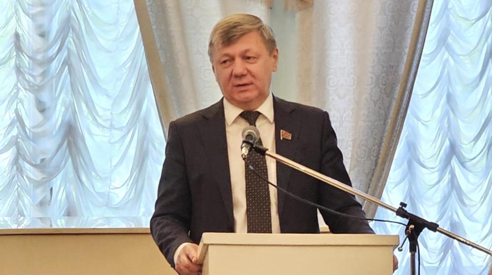 Дмитрий Новиков принял участие в открытии выставки к 100-летию создания Коммунистического университета трудящихся Китая