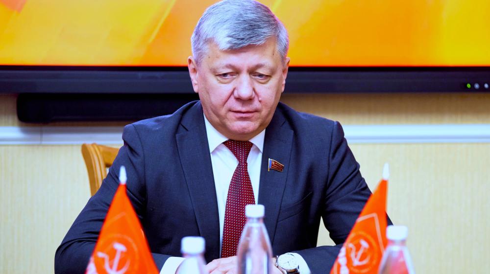 Дмитрий Новиков на пресс-конференции в Нижнем Новгороде: “Советская власть строила социализм, и потому была столь успешна”