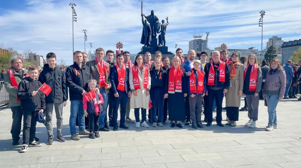 Возложение цветов в Перми