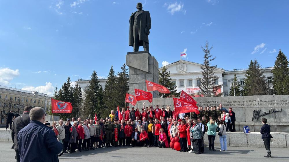 Урал - кузница Победы. Автомарш-эстафета «Наша Великая Победа» в Уральском регионе
