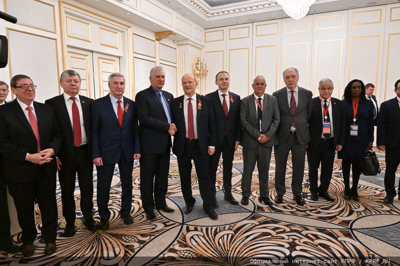 Г.А. Зюганов провел рабочую встречу с Президентом Кубы Мигелем Диас-Канелем Бермудесом