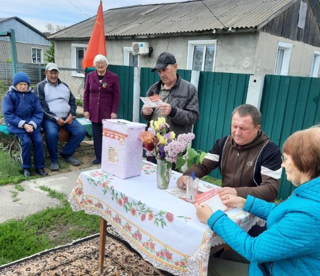 В Саратовской области продолжаются агитационные мероприятия по сбору подписей в рамках проведения Народного референдума КПРФ