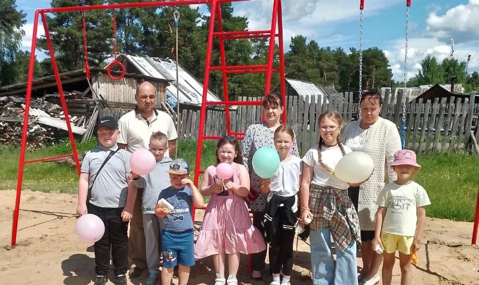 В Нижегородской области за пять месяцев создали 12 детских площадок благодаря работе депутатов КПРФ