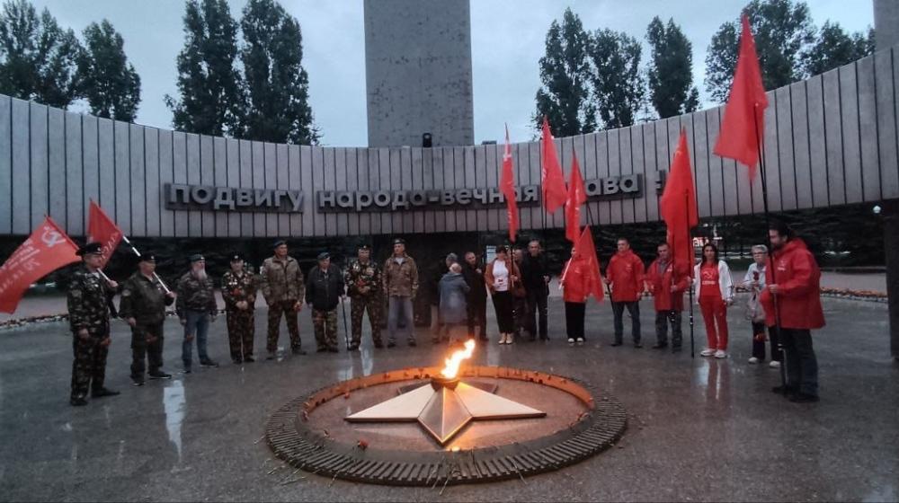 Коммунисты Самарской области почтили память погибших во время Великой Отечественной войны