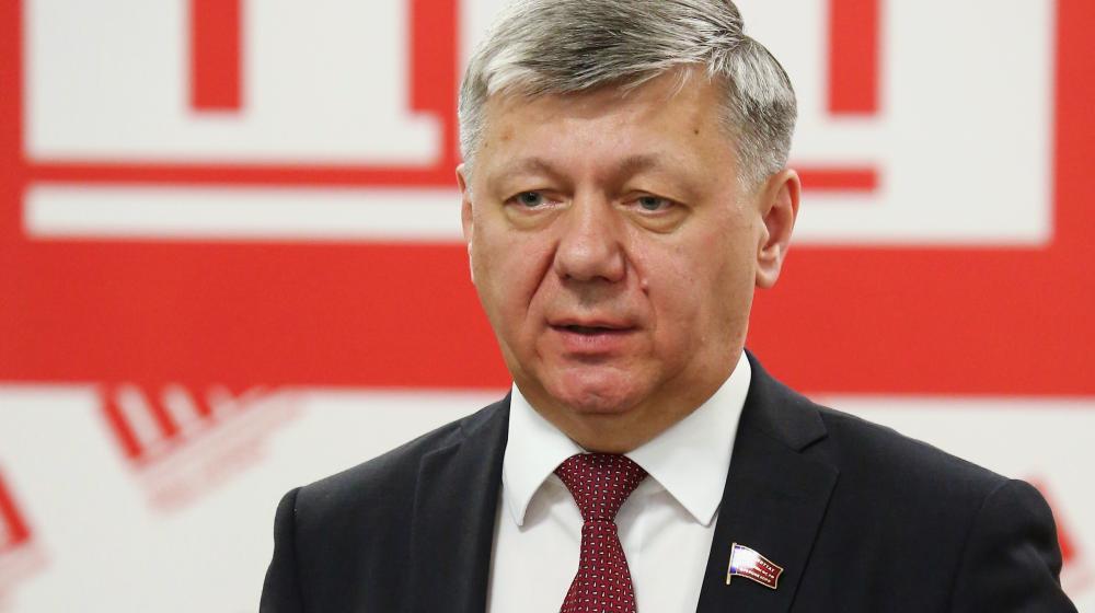 Дмитрий Новиков посвятил занятие в Центре политической учёбы идейным основам партии