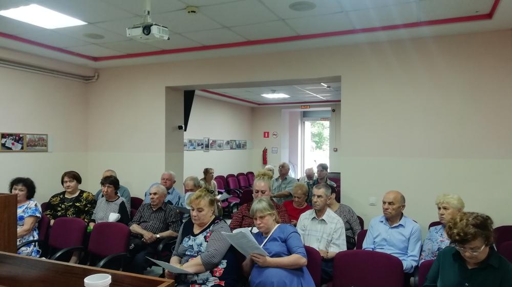 Коммунисты Еврейской АО обсуждают Политический отчет Центрального комитета КПРФ XIX отчётно-выборному съезду КПРФ