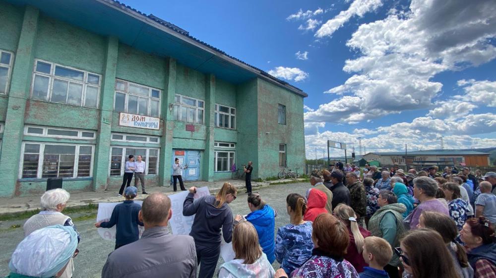 Очередная победа коммунистов в Алтайском крае. Жители Тягуна при поддержке КПРФ добились сохранения амбулатории